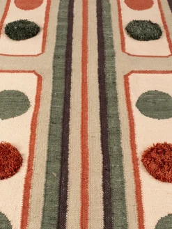 Alfombra artesanal con borlas Haydon, tamaños diferentes