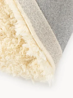 Alfombra artesanal con forma orgánica Tully