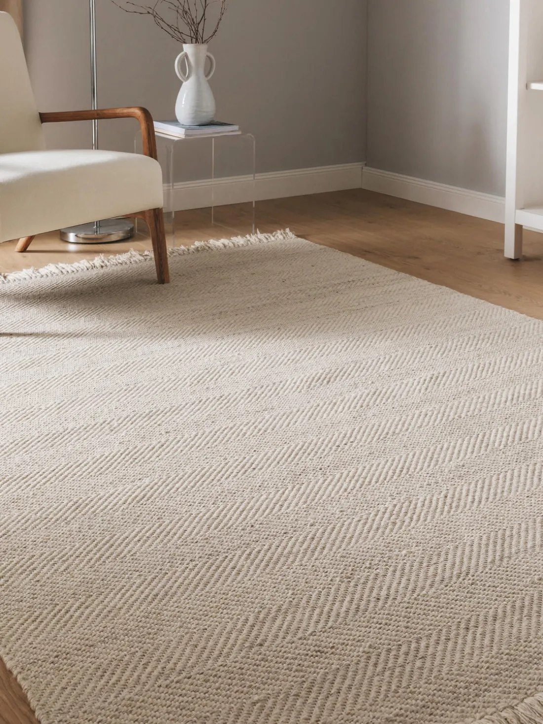 Alfombra artesanal de lana con flecos Lars