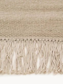 Alfombra artesanal de lana con flecos Liv