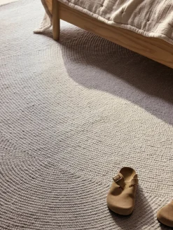 Alfombra artesanal de lana Eleni