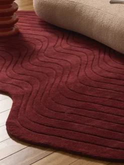 Alfombra artesanal de lana con forma orgánica Aliza