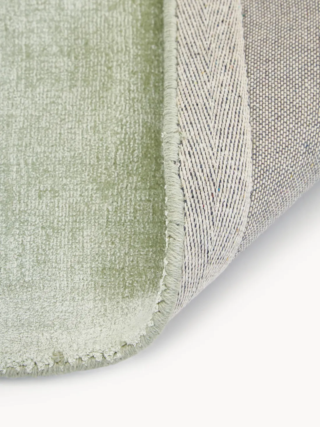 Alfombra artesanal de viscosa Jane