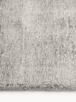 Alfombra artesanal de viscosa Jane