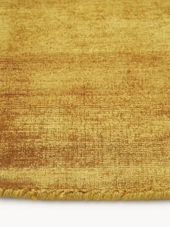 Alfombra artesanal de viscosa Jane