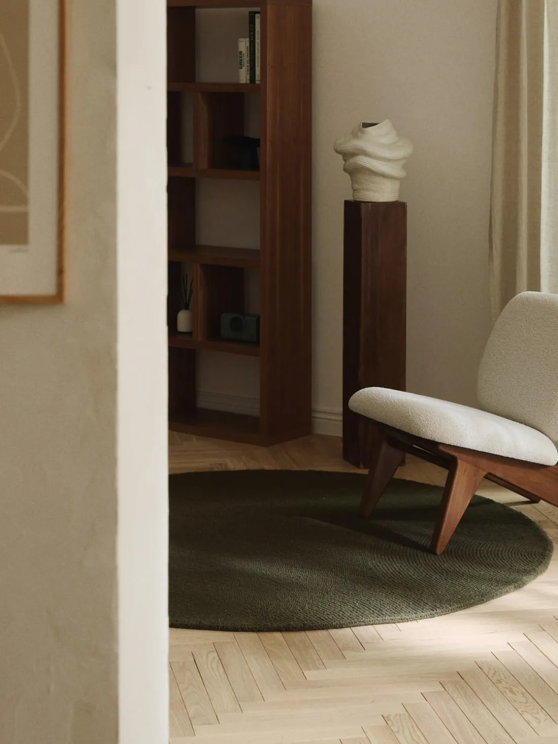 Alfombra artesanal redonda de lana Eleni