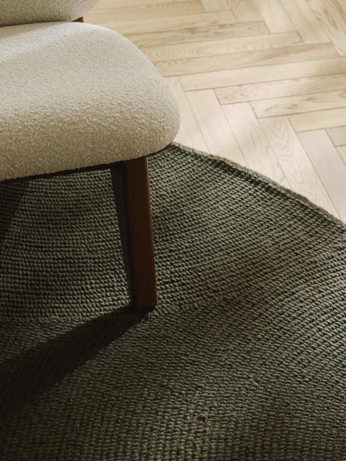 Alfombra artesanal redonda de lana Eleni