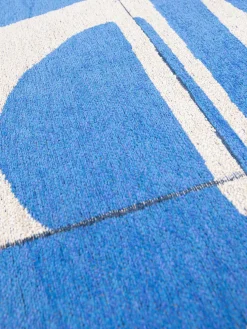 Alfombra con estampado gráfico Campanula