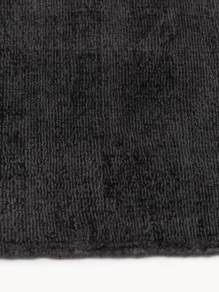 Alfombra corredor artesanal de viscosa Jane