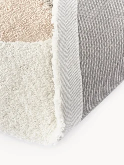 Alfombra en forma orgánica Rylee