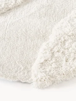 Alfombra esponjosa con forma orgánica Kyla