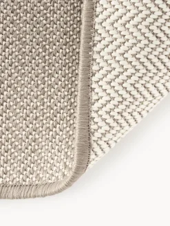 Alfombra exterior reversible en zigzag Cort