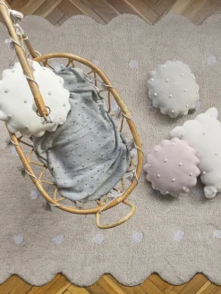 Alfombra infantil artesanal Biscuit, lavable