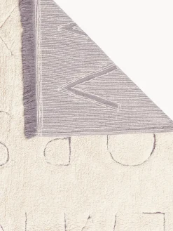 Alfombra infantil artesanal en capitoné con diseño de letras ABC, lavable