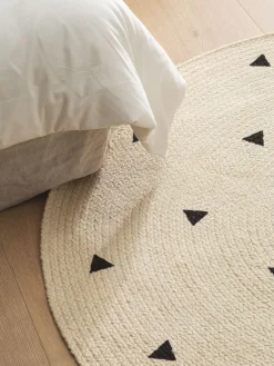 Alfombra infantil redonda artesanal de yute Pippa