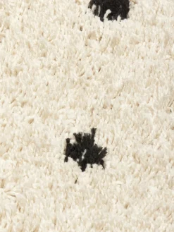 Alfombra mullida artesanal de pelo largo Ayana