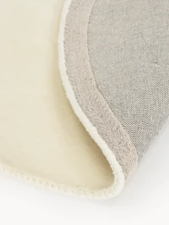 Alfombra redonda artesanal de lana Zayne