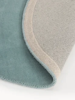 Alfombra redonda artesanal de lana Zayne