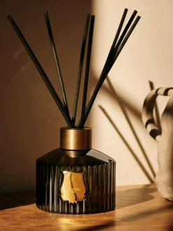 Ambientador artesanal Joséphine (camelia china, jazmín egipcio y rosa turca)