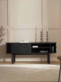 Aparador con frente acanalado Calary