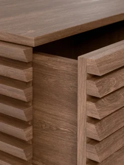 Aparador grande de madera de roble Pierce