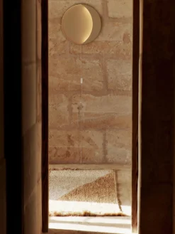 Aplique LED regulable Neba, con enchufe