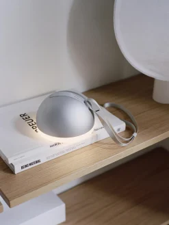 Aplique regulable Sphere, portátil