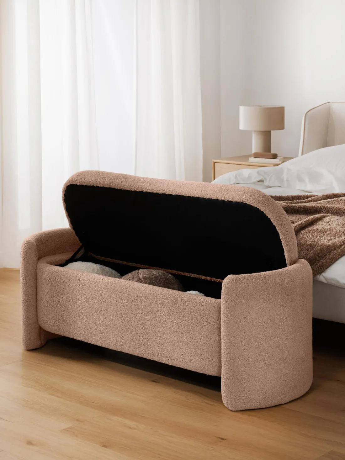 Banco de borreguillo con espacio de almacenamiento Benji