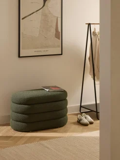 Banco pequeño tapizado en tejido bouclé con espacio de almacenamiento Alto