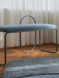 Banco tapizado Angui