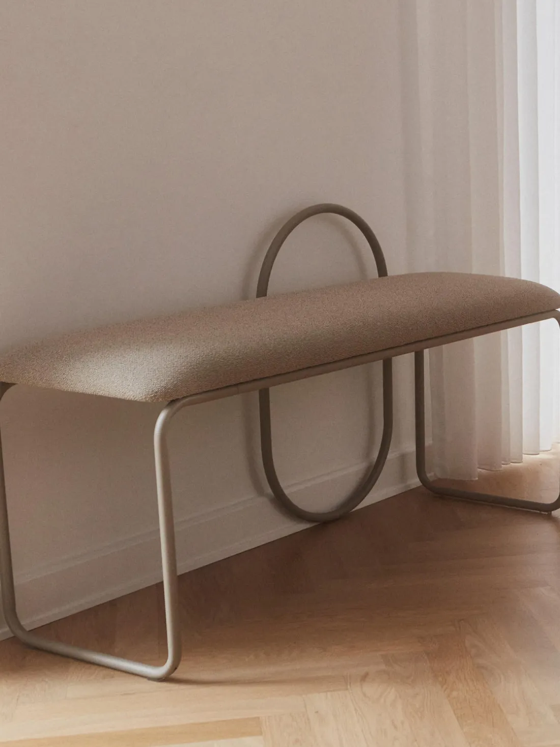 Banco tapizado Angui