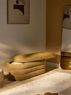 Banco tapizado con espacio de almacenamiento Alto