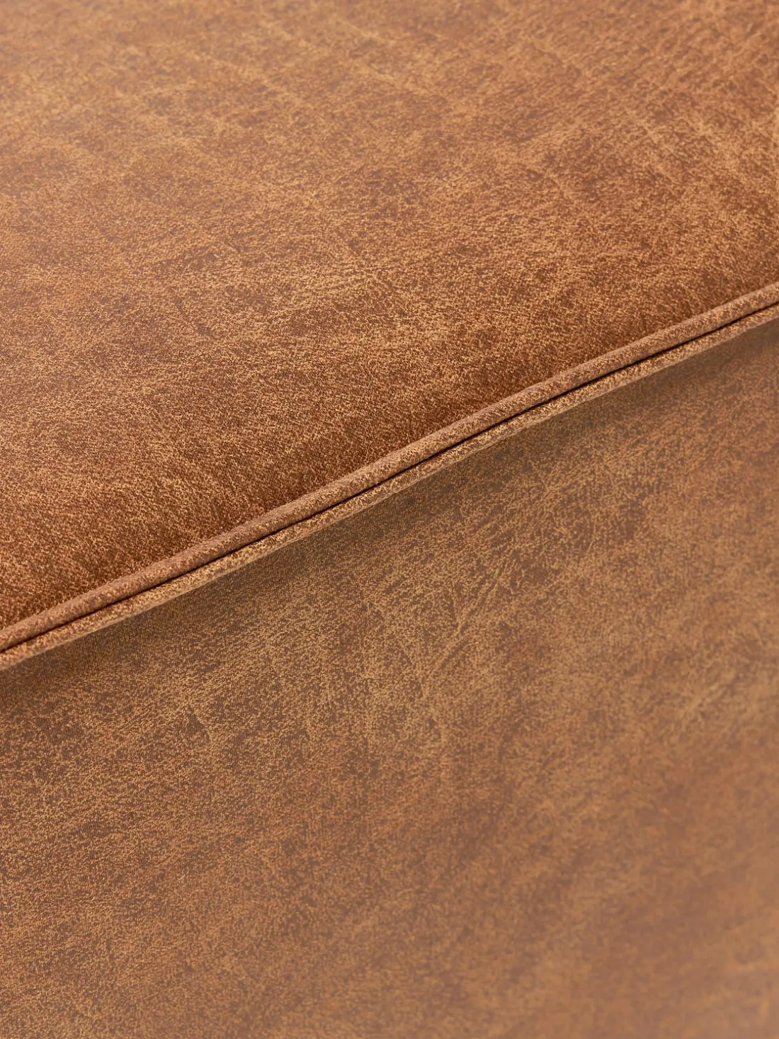 Banco tapizado en cuero reciclado Sanja