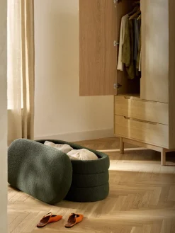 Banco tapizado en tejido bouclé con espacio de almacenaje Alto