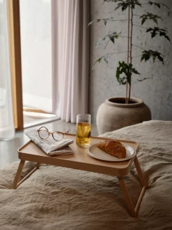 Bandeja plegable de madera de fresno Inu