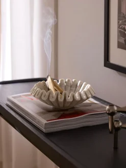 Bol decorativo artesanal de mármol Santorini, Ø 18 cm