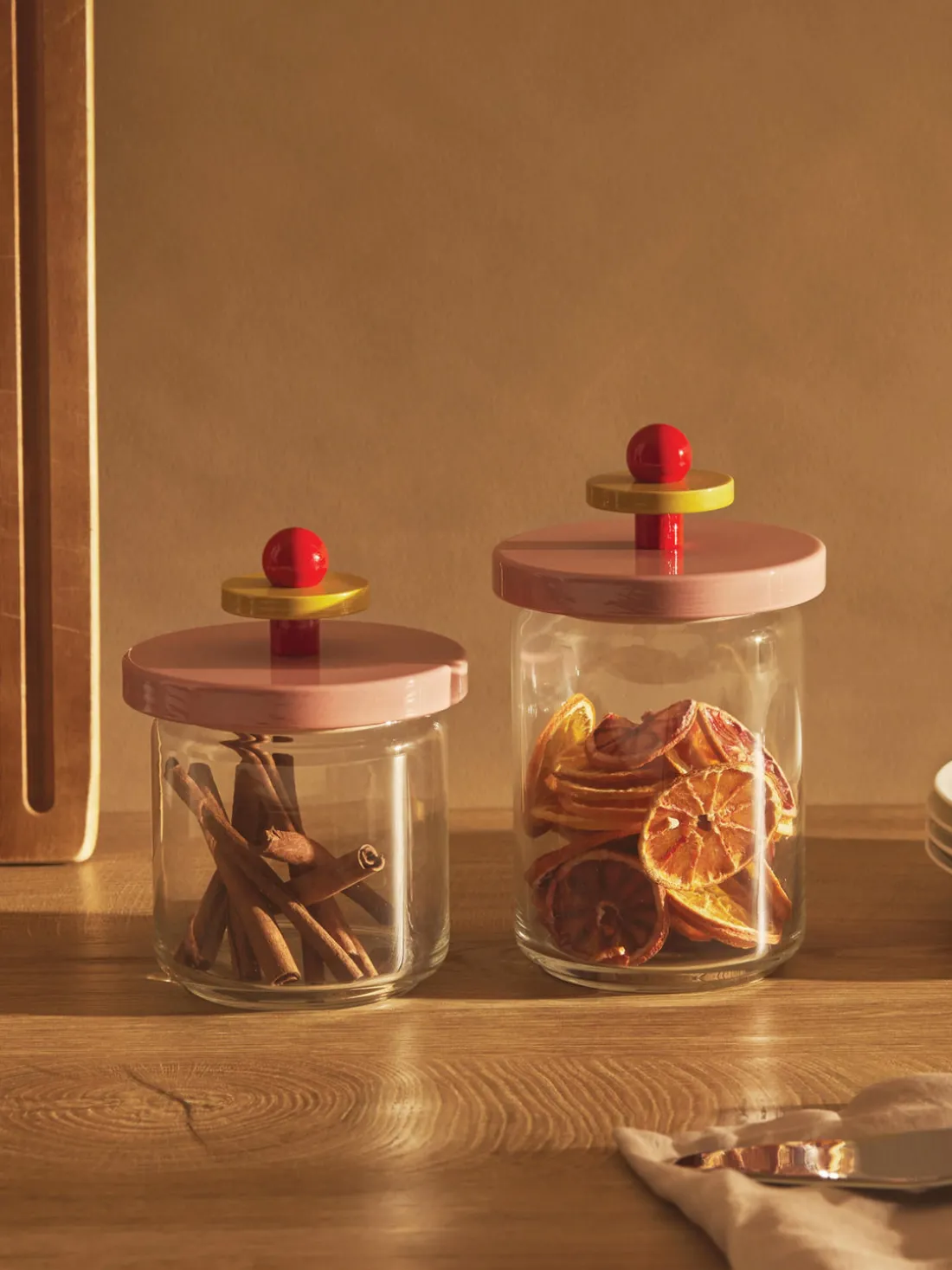 Bote con tapa 100 Values, tamaños diferentes