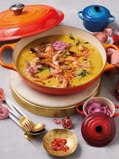 Cacerola baja de hierro fundido Signature Collection