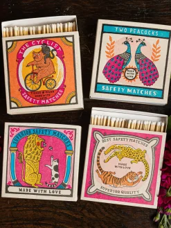 Caja de cerillas de diseño Chasing Big Cats