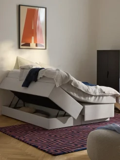 Cama continental con espacio de almacenamiento Enya