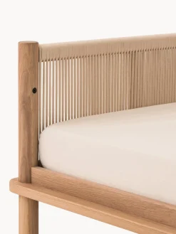 Cama infantil de madera de roble Latitude, 70 x 140 cm