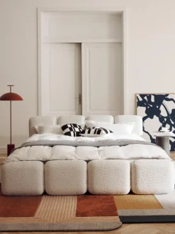 Cama tapizada de borreguillo bouclé Tayla