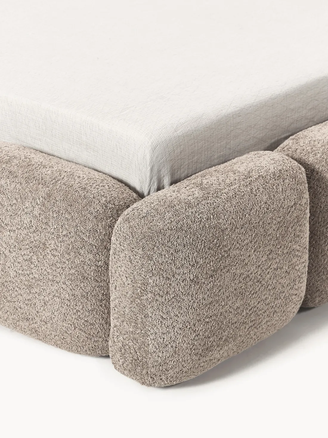 Cama tapizada de borreguillo bouclé Tayla