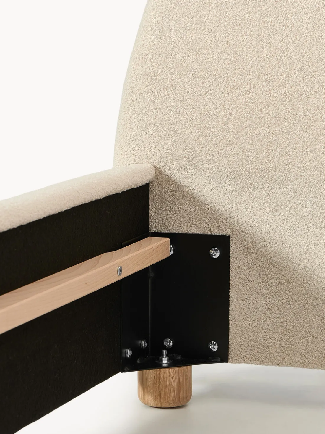 Cama tapizada en tejido bouclé Ebba