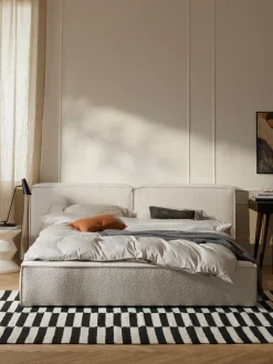 Cama tapizada en tejido bouclé Lennon