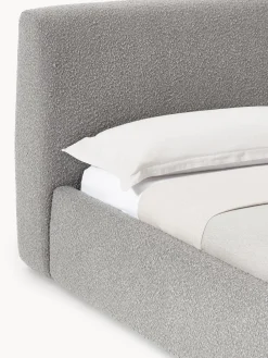 Cama tapizada en tejido bouclé Cloud