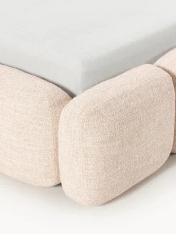 Cama tapizada en tejido bouclé con espacio de almacenamiento Tayla