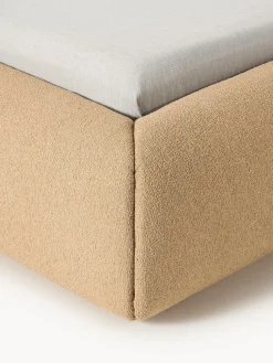 Cama tapizada en tejido bouclé Sofia