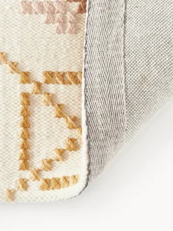 Camino artesanal de lana Nava