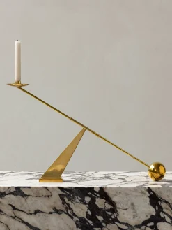 Candelabro de metal de diseño Interconnect